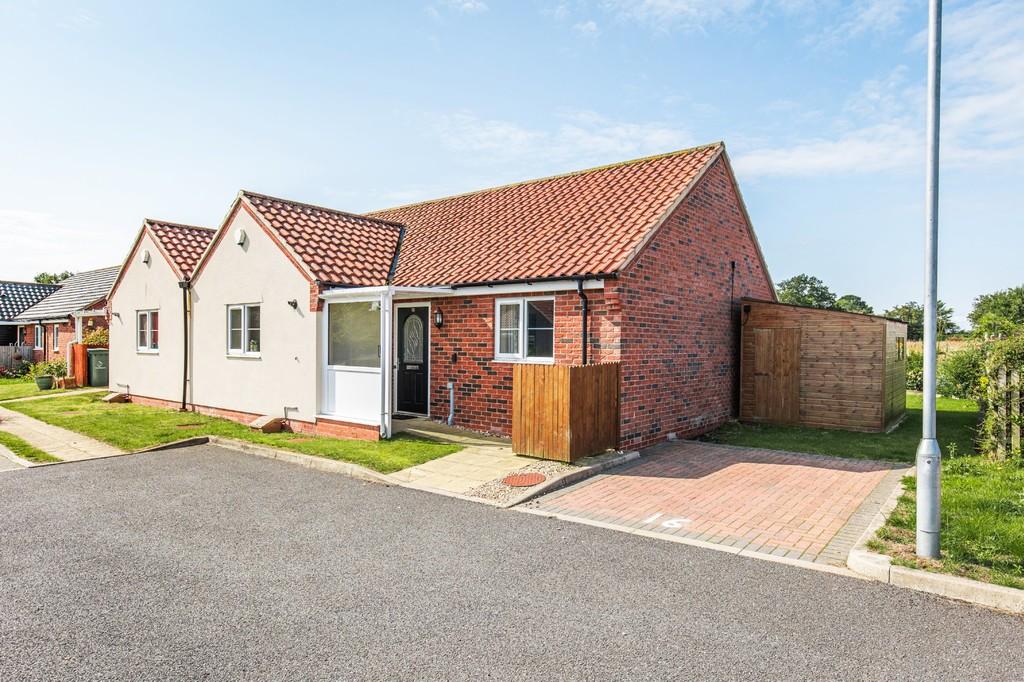 Swanton Morley 2 bed semidetached bungalow for sale £300,000