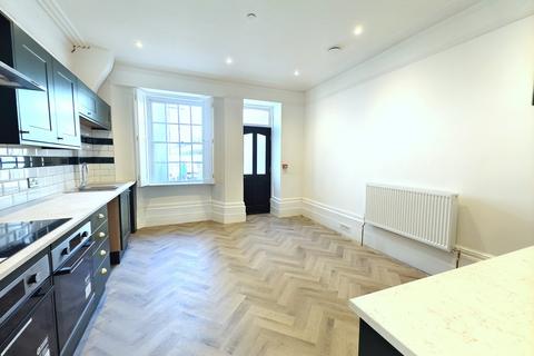 Flat share to rent, Truro