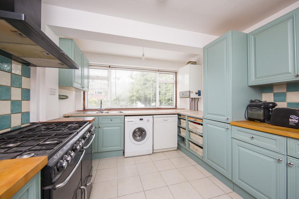 Springfield Close, Crowborough 3 bed semidetached house for sale £