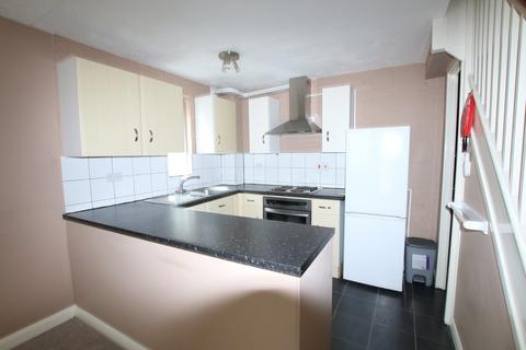 1 bedroom semi-detached house for sale, Colnbrook