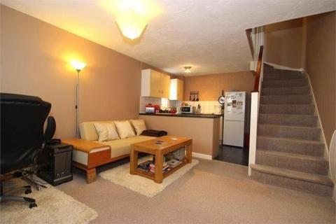 25 Tall Trees, Colnbrook, Slough, SL3 0JS