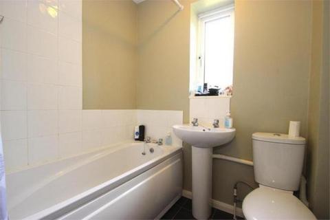 25 Tall Trees, Colnbrook, Slough, SL3 0JS