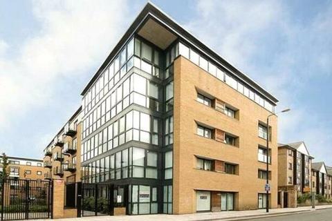 2 bedroom flat to rent, Forge Square, London