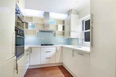 2 bedroom terraced house to rent, Searles Road, London