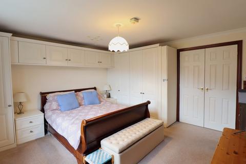 5 bedroom detached house for sale, Townfoot Park, Brampton