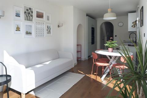 2 bedroom ground floor flat to rent - Hither Green, Lewisham, SE13