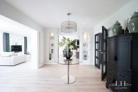 19a Ernest Road, Hornchurch, RM11 3JE