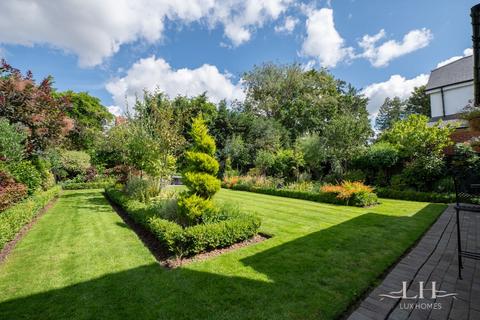 19a Ernest Road, Hornchurch, RM11 3JE