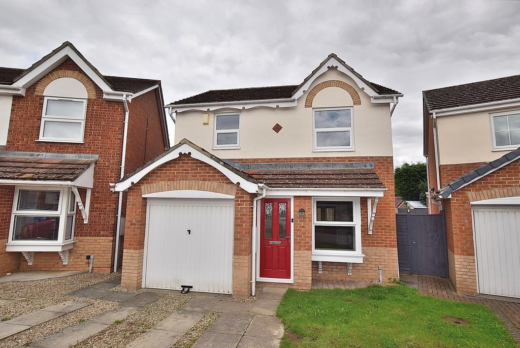 Bennions Way, Catterick Village 3 bed detached house £895 pcm (£207 pw)
