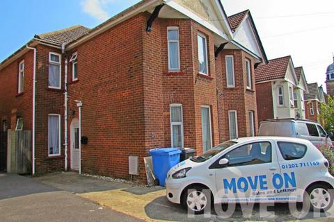 1 bedroom in a house share to rent, Shillito Road, Parkstone, Poole, Dorset