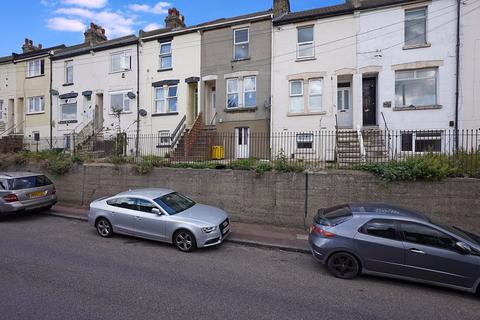 61 Upper Luton Road, Chatham, ME5 7BH