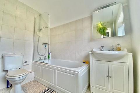 194 Blackberry Lane, Sutton Coldfield, B74 4JR