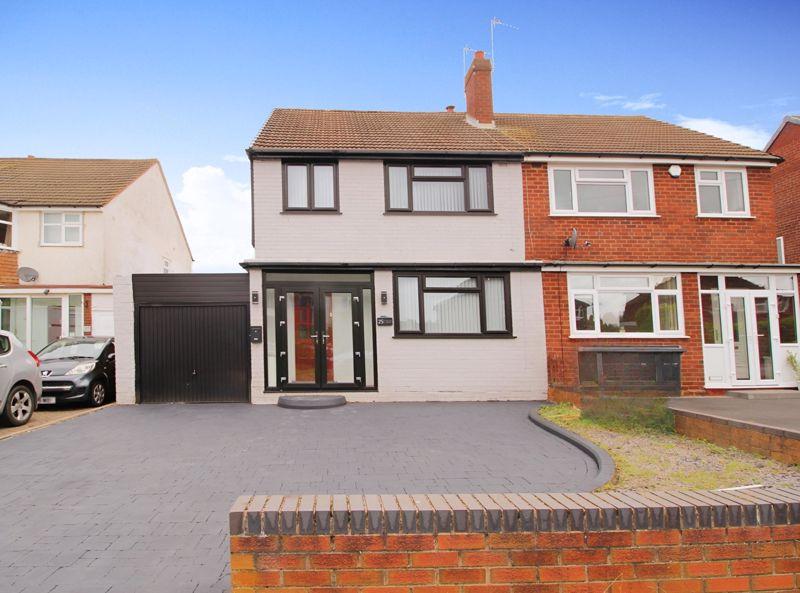 Cliveden Avenue, Aldridge 3 bed semidetached house £1,495 pcm (£345 pw)