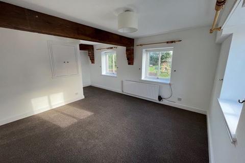 3 bedroom end of terrace house to rent, 1 The Malt Kiln, Rectory Lane, Waddington, LN5 9RS