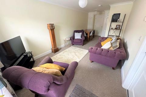 1 bedroom apartment to rent, Chester Road, Little Sutton