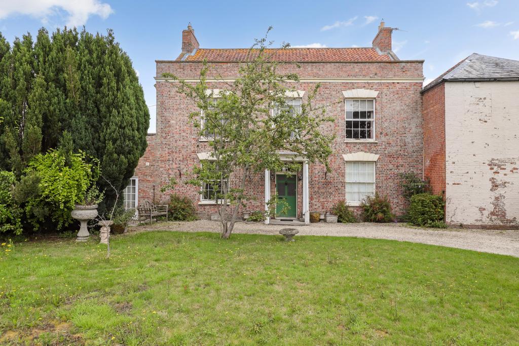 Main Road, West Huntspill, Highbridge, Somerset, TA9 4 bed semi