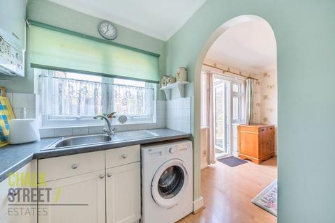 37 Northdown Road, Hornchurch, RM11 1NF