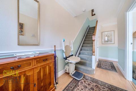 37 Northdown Road, Hornchurch, RM11 1NF