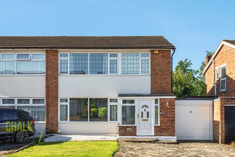 66 Berkeley Drive, Hornchurch, RM11 3PZ