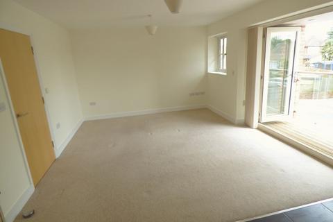 2 bedroom apartment to rent, Grange View, Hazlemere HP15