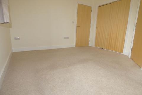 2 bedroom apartment to rent, Grange View, Hazlemere HP15