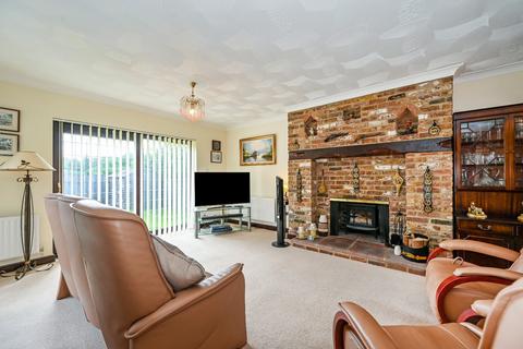 4 bedroom bungalow for sale, Furze Vale Road, Headley Down, Hampshire