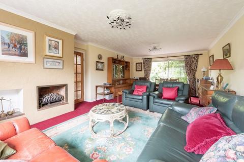 86 Wootton Drive, Hemel Hempstead, HP2 6LA