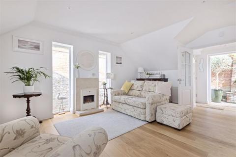 2 bedroom coach house for sale - Town Centre, Sidmouth