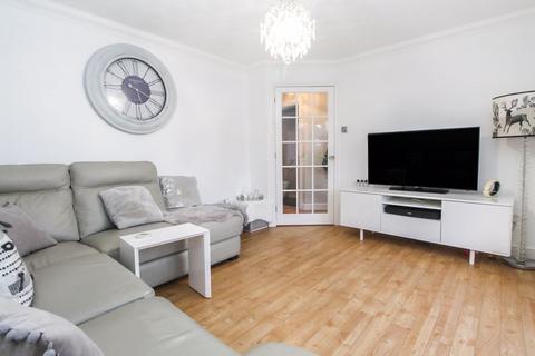 2 Bishops Road, Bedford, MK41 0SU