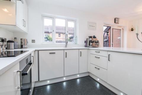 2 Bishops Road, Bedford, MK41 0SU