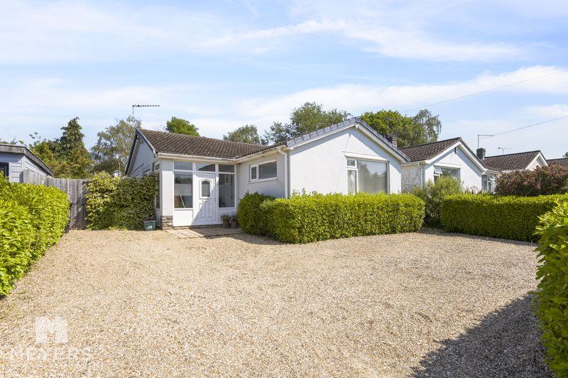 Dales Drive, Colehill, Wimborne, BH21 4 bed bungalow £475,000