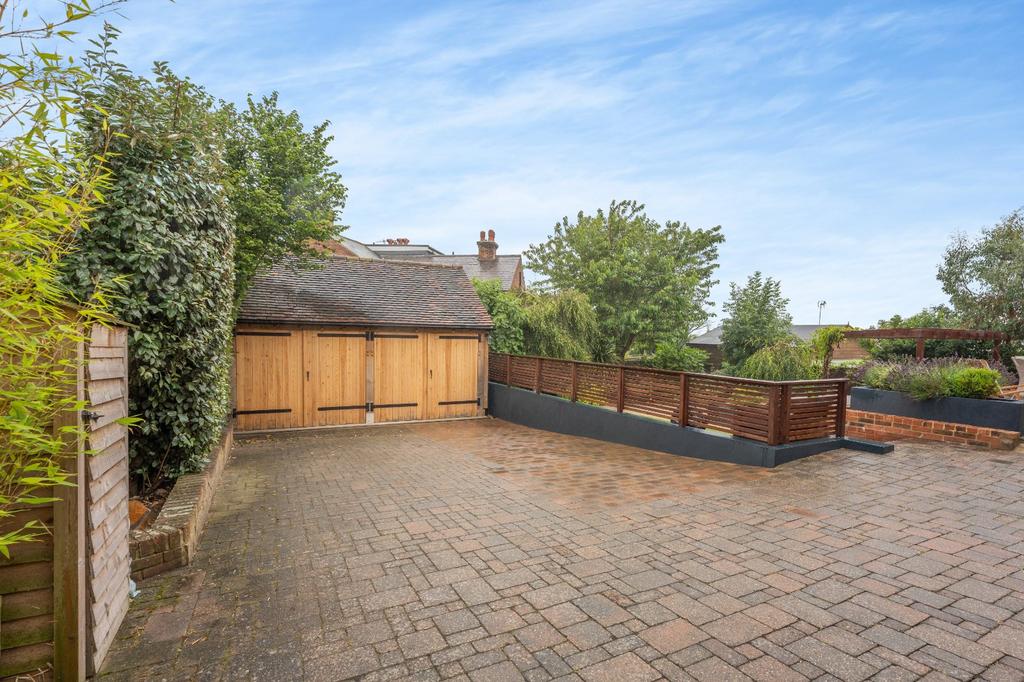 Double Garage