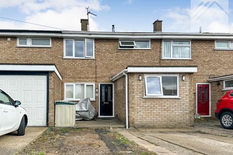 4 bedroom terraced house for sale, Suffolk Way, Canvey Island