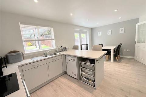 42 Spitfire Road, Sheffield, S13 7AD