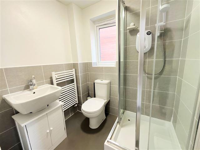 En Suite Shower Room