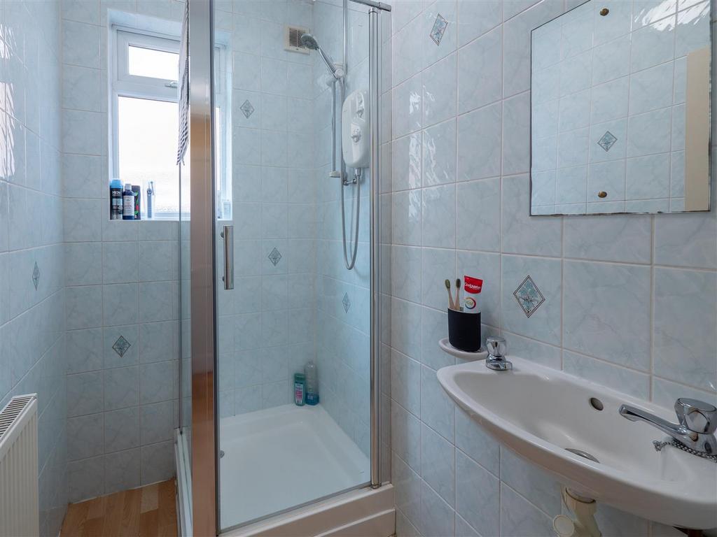 Shower room.jpg