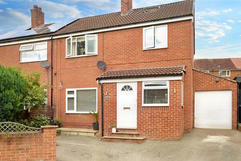 3 Bedford Grove, Leeds, LS16 6DT
