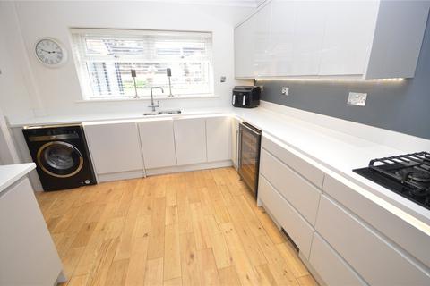 3 Bedford Grove, Leeds, LS16 6DT