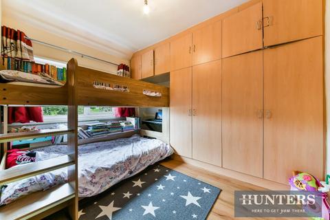 84 Moulton Avenue, Hounslow, TW3 4LJ