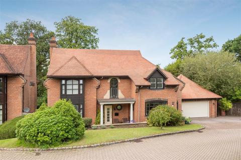 6 Abbey Wood, Sunningdale, Ascot, SL5 9SW