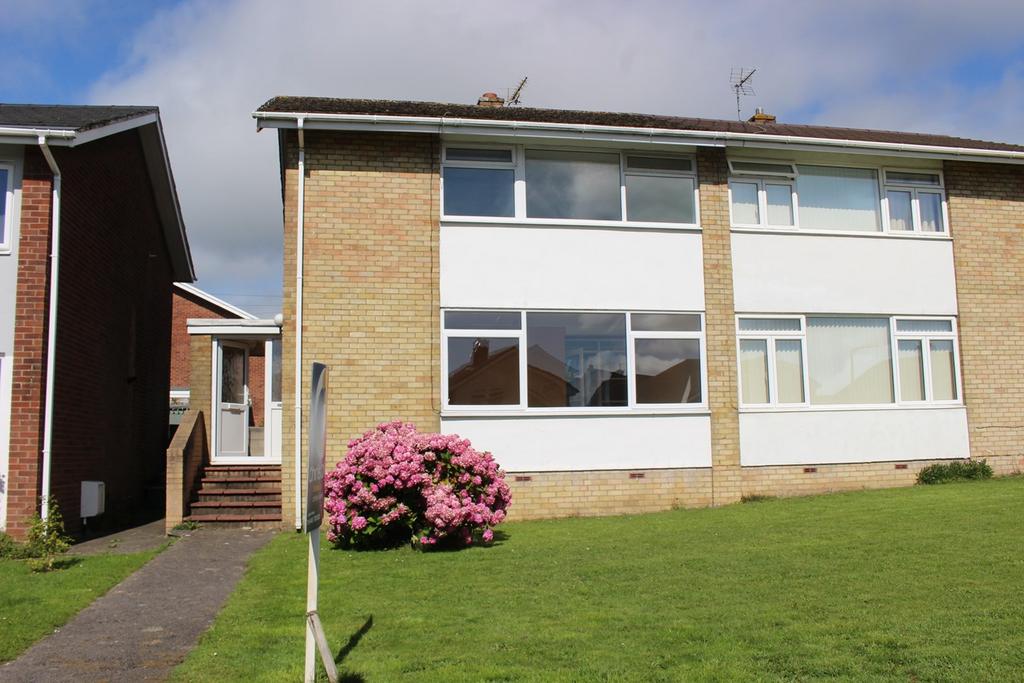 Manor Park, Llantwit Major, CF61 3 bed semidetached house for sale £