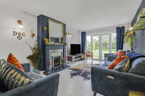 20 Brashfield Road, Bicester, OX26 3HE