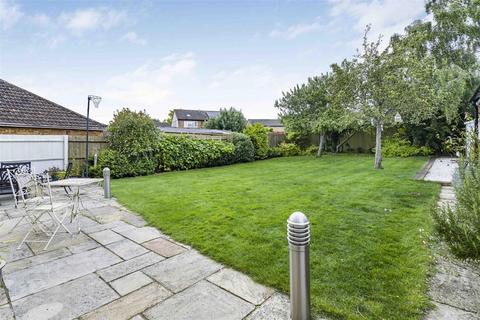 20 Brashfield Road, Bicester, OX26 3HE