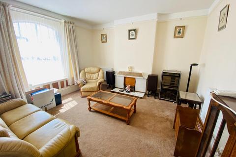 12 The Square, Witheridge, Tiverton, EX16 8AE