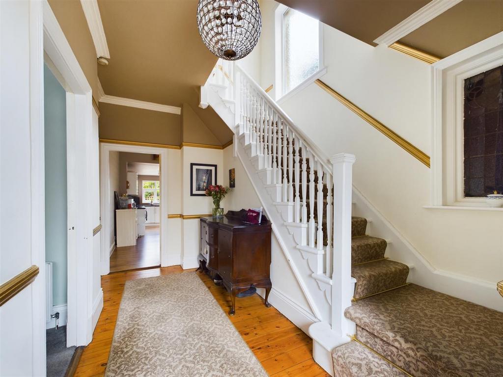 Holywell Avenue, Whitley Bay 3 bed semidetached house for sale £550,000