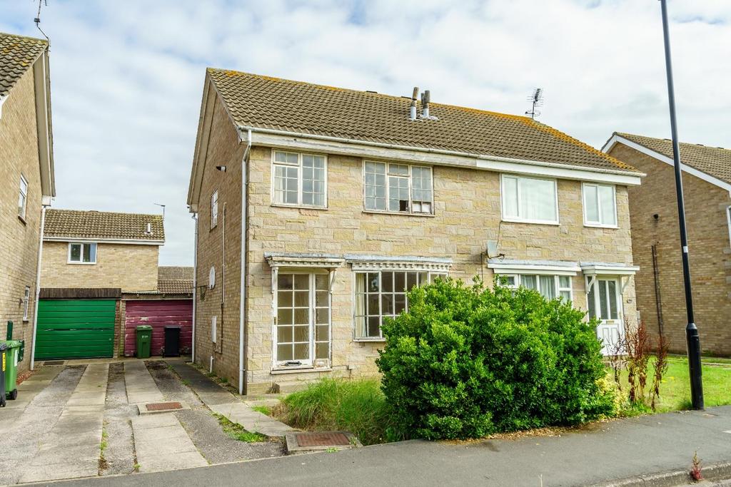 Walmer Carr, Wigginton, York 3 bed semidetached house for sale £200,000