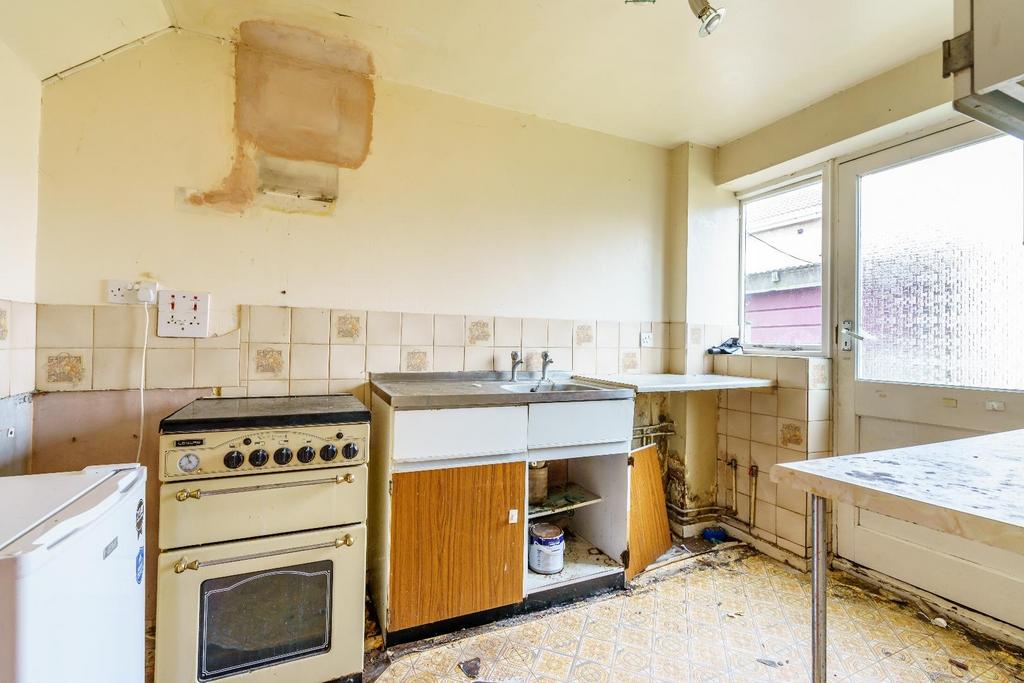 Walmer Carr, Wigginton, York 3 bed semidetached house for sale £200,000