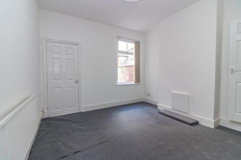 2 bedroom terraced house for sale - Western Road, Leicester, LE3