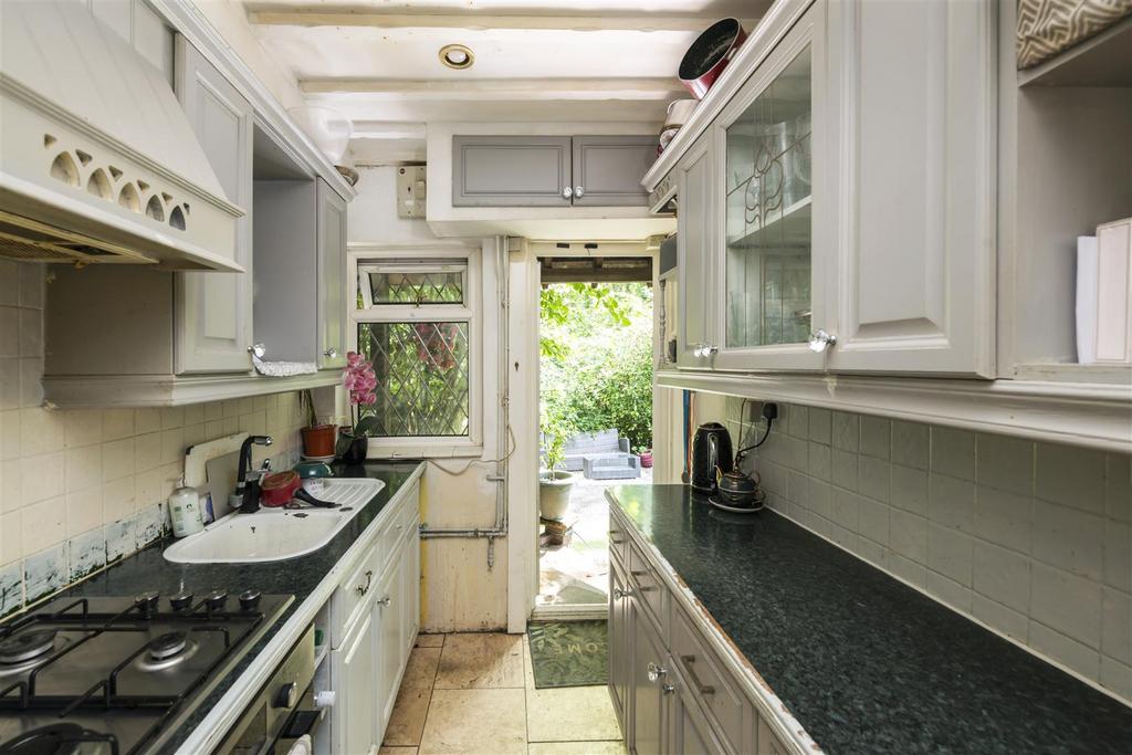 Prompt Corner Cottage internals11 3.jpg