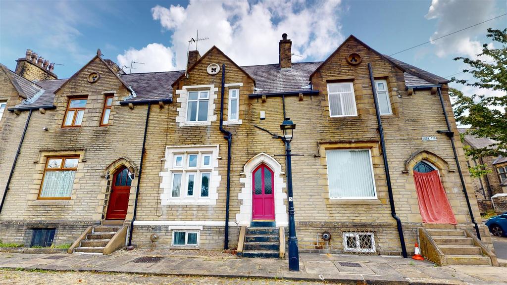 York Terrace, Boothtown, Halifax 3 bed terraced house for sale £130,000